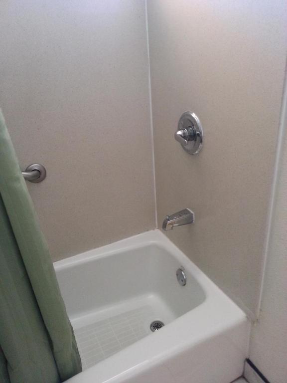 Travel Inn Los Angeles Room photo