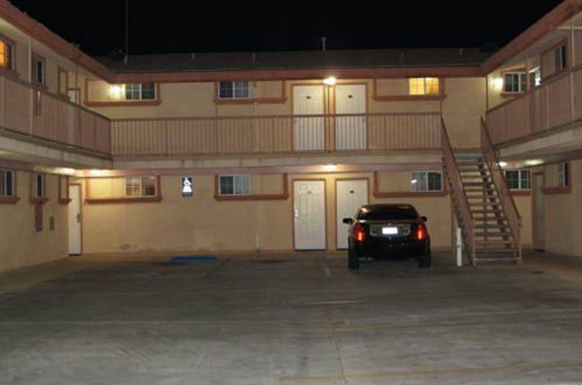 Travel Inn Los Angeles Exterior photo