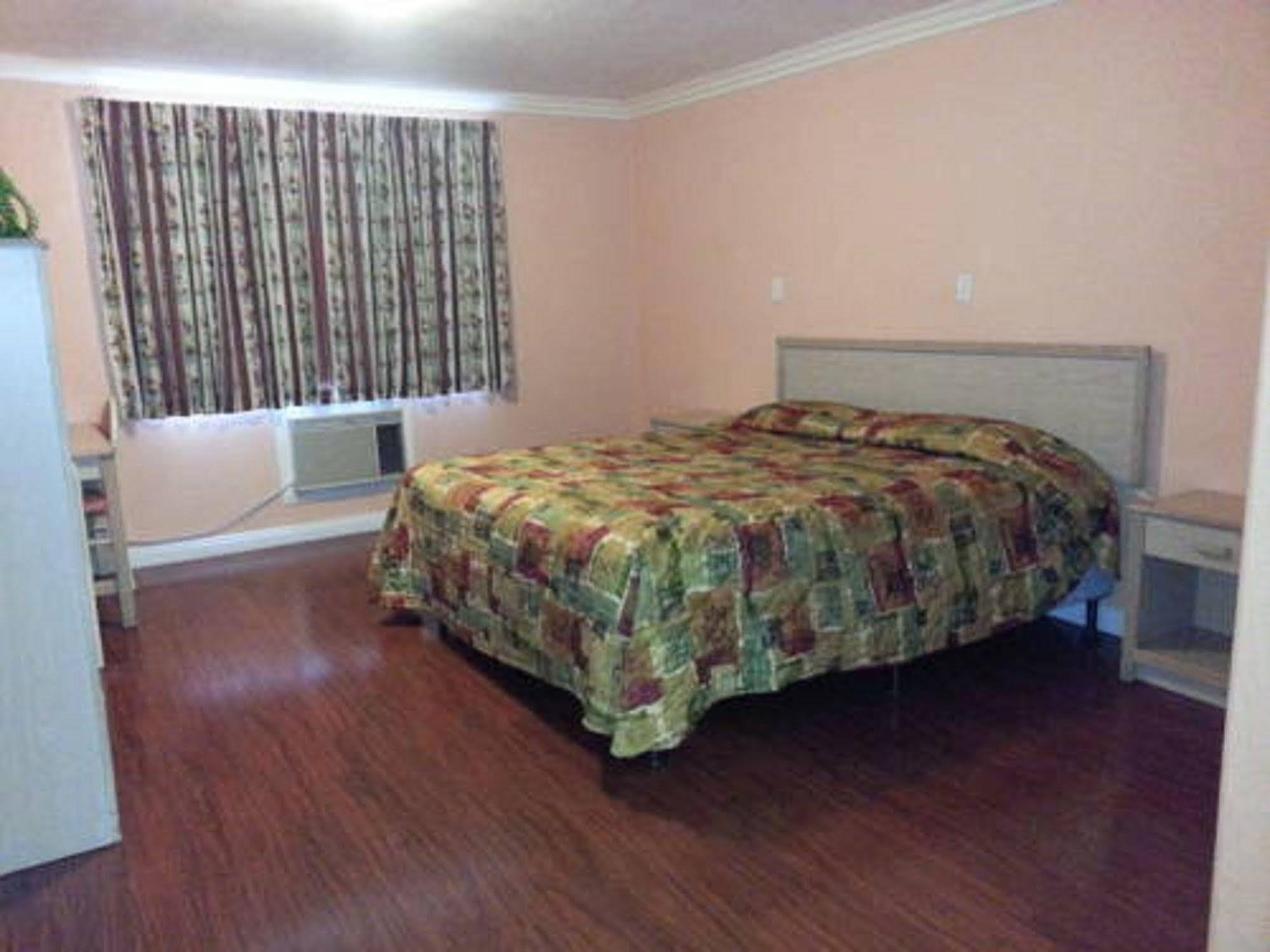 Travel Inn Los Angeles Exterior photo